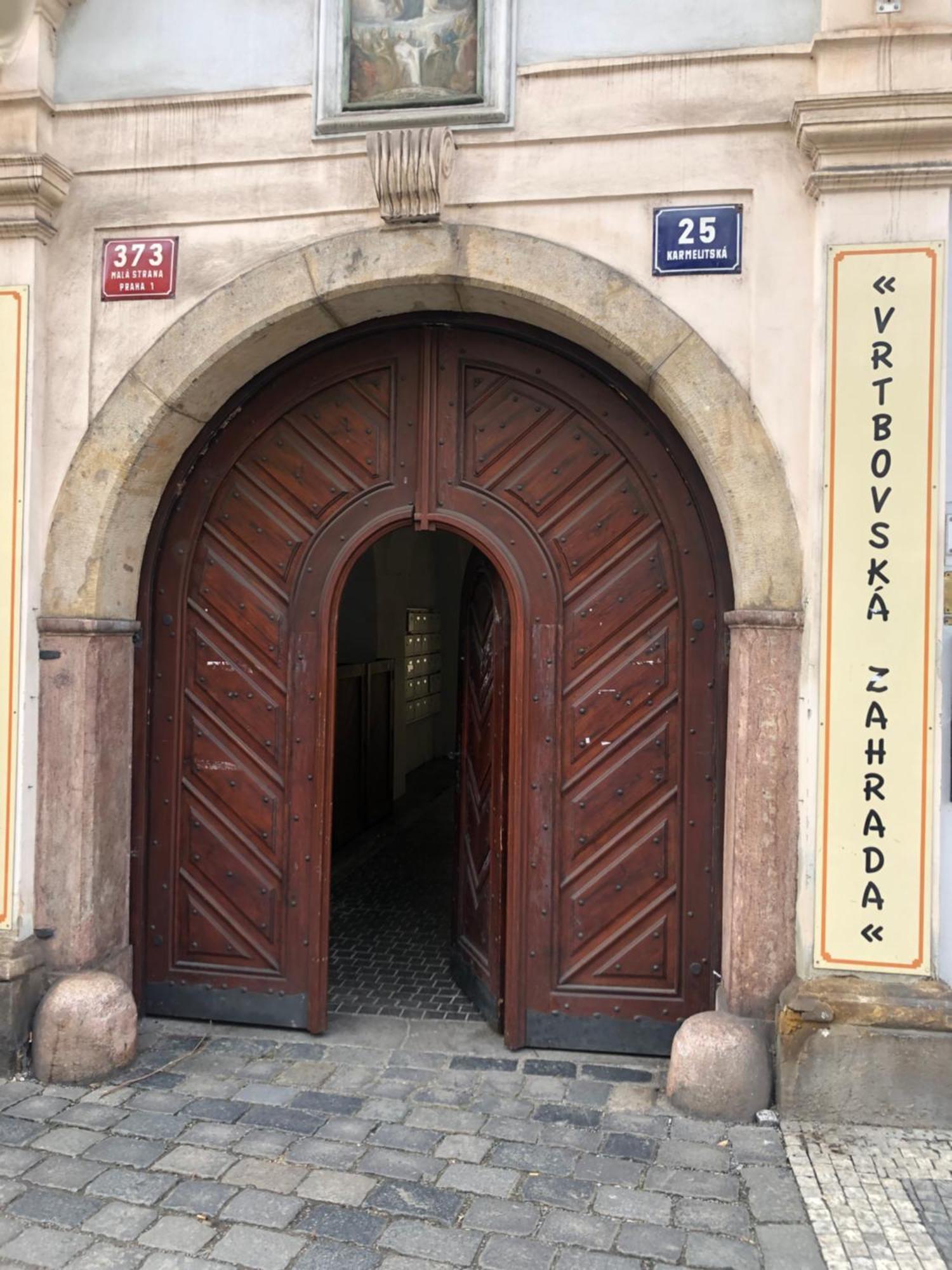 Historic Centre Of Prague Apartment Bagian luar foto